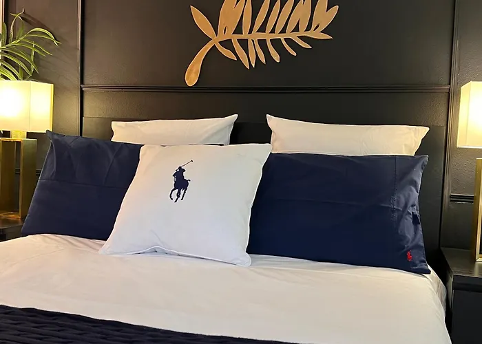 Palais 5Min Luxury&Cinema Studio